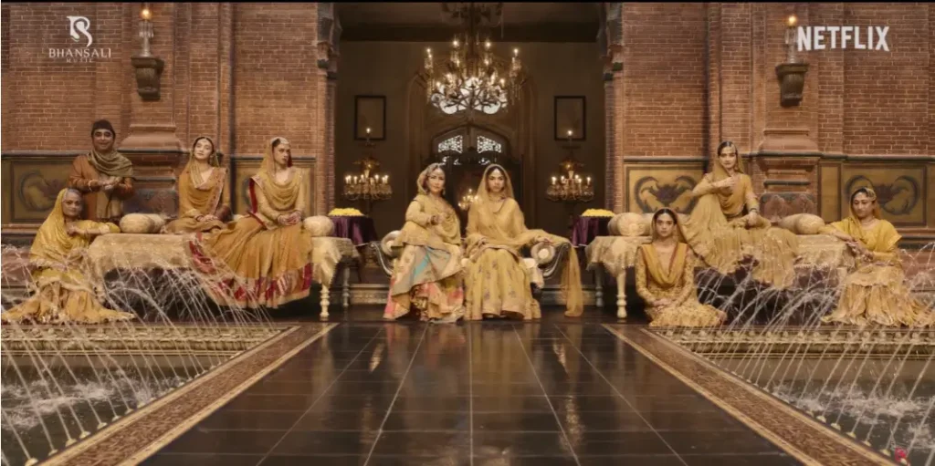 Heeramandi Sakal Ban Song: हीरा मंडी हसीनाओं के कपड़ो के लिए दर्शकों के लिए बनेगी आकर्षण का केंद्र 3 character-costumes-of-heera-mandi-movie