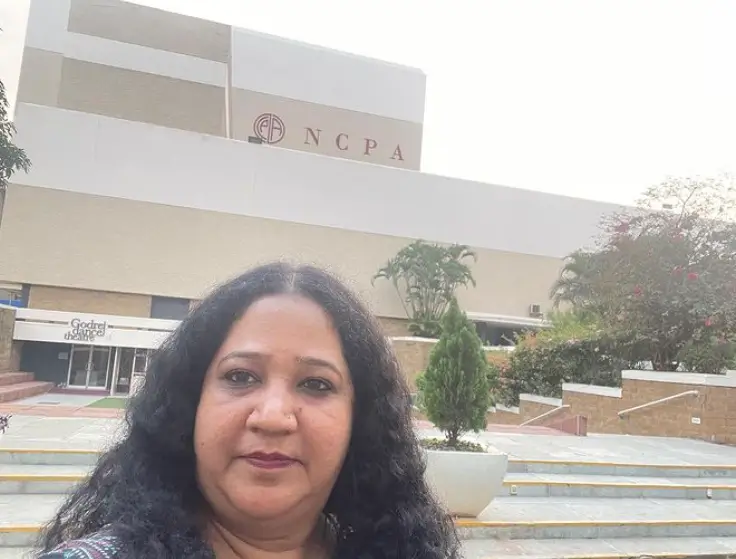 Who is Zeeshan Ayyub wife Rasika Agashe