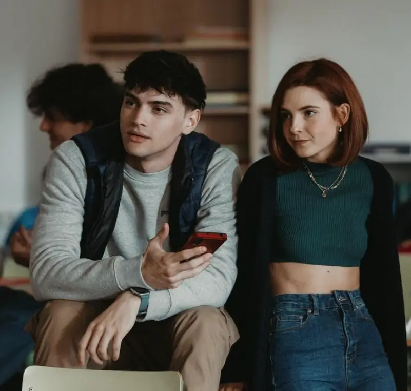 Raising Voices Hindi Review