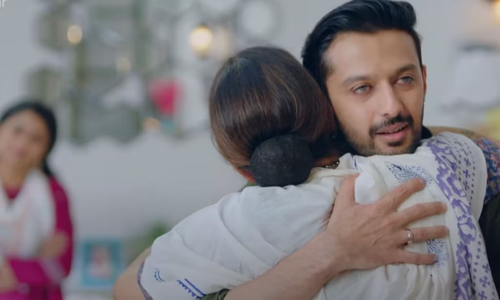 Aachari baa movie review,,,,,,,