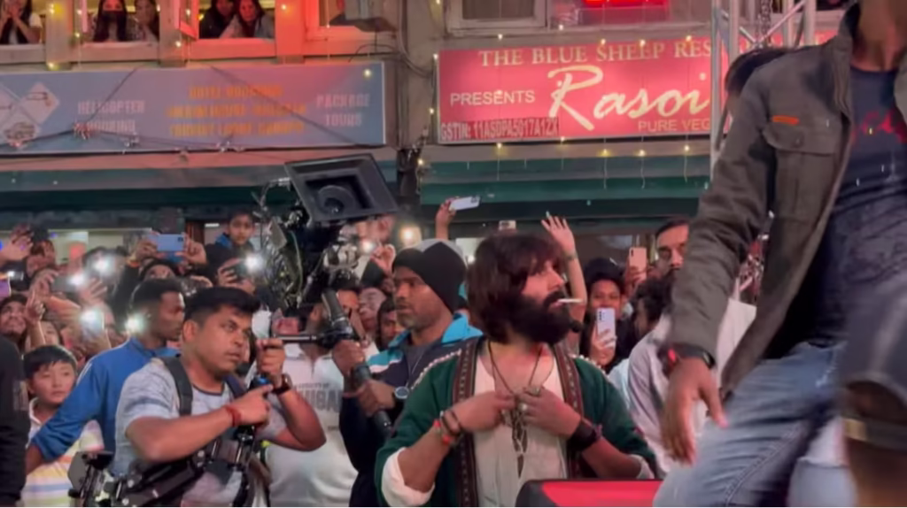 आशिकी 3 फिल्म की शूटिंग शुरू ड्रोन से कैद हुए वो खास सीन, जो बनेंगे वायरल! 2 aashiqui 3 shooting started gangtok anurag basu