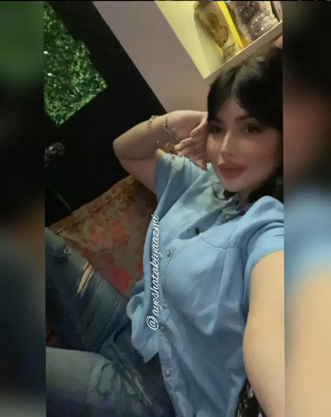 खो दी अपनी नेचुरल सुंदरता इन बॉलीवुड हसीनाओं ने प्लास्टिक सर्जरी से 1 Bollywood Actresses Plastic Surger