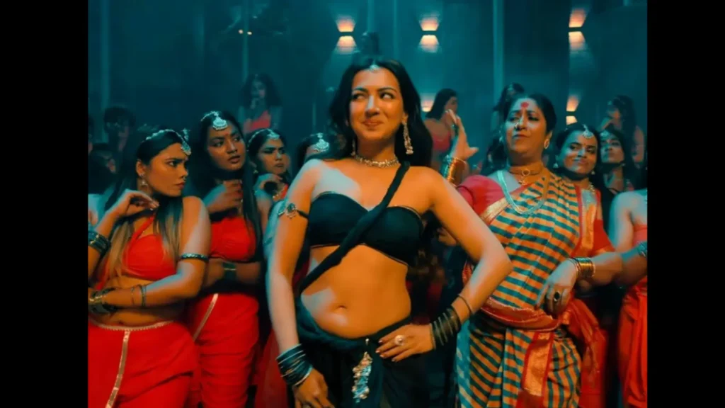 Gangers Movie Review: एक ऐसा मिसिंग केस, जिसमें स्कूल के अंदर से गायब हो रहे हैं बच्चे, कौन है किडनैपर, जानने के लिए देखें ये फिल्म 2 Gangers tamil 2025