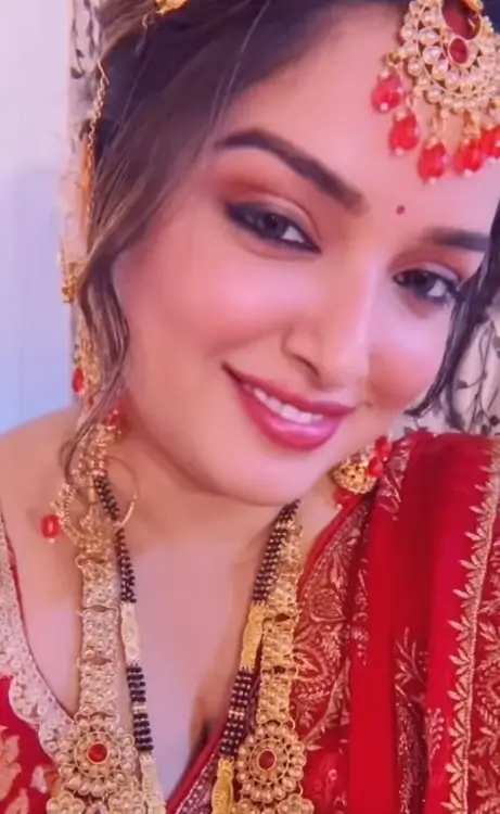 Amrapali Dubey Video NEW