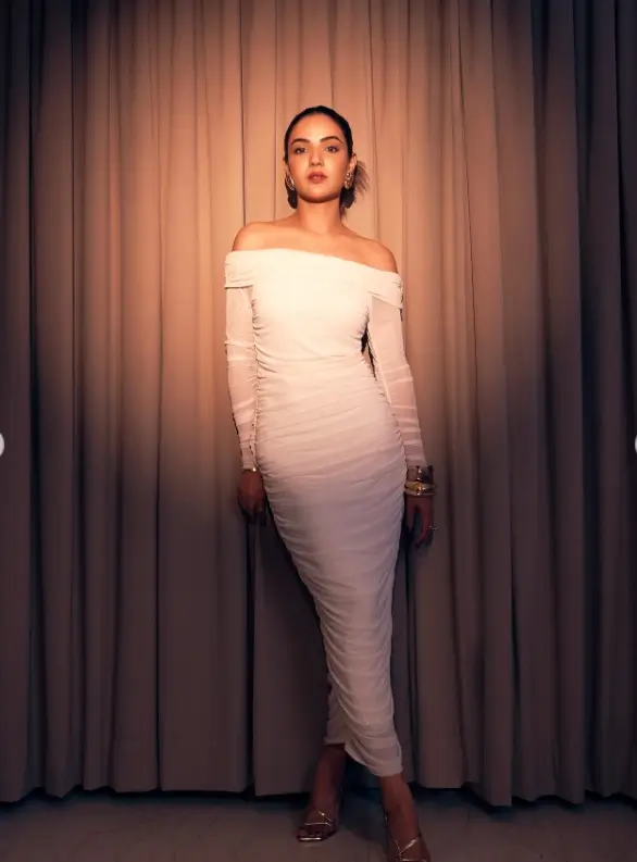 Jasmin Bhasin Birthday 2025: दोस्ती से लिवइन रिलेशनशिप तक अली और जैस्मीन का जादुई रिश्ता जाने यहां 1 Jasmin Bhasin Birthday 2025