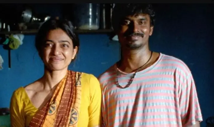 Sister Midnight: नई दुल्हन, लेकिन आधी रात को बन जाती है एक गहरा रहस्य, जानने के लिए देखें ये फिल्म 1 Sister Midnight Review