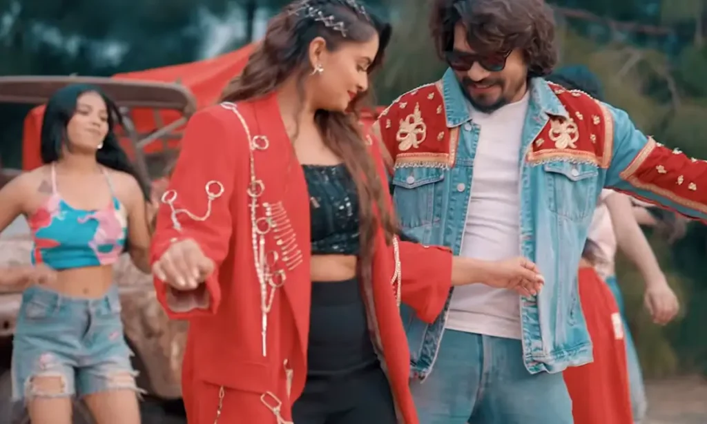 भौजी लेकर आई है "नथुनी में नथने बानी अपने बालम को" प्रवेश लाल यादव का नया गाना 1 Untitled design 9