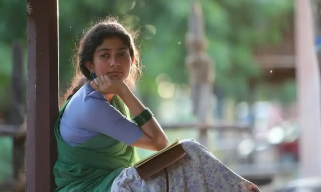 रामायण फिल्म अभिनेत्री डॉक्टर सई पल्लवी किस धर्म से ताल्लुक रखती हैं 1 Sai Pallavi POSTER