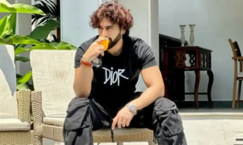 टीवी एक्टर पर्ल वी पूरी मनाने जा रहे 36व जन्मदिन जाने उनकी जिंदगी से जुड़ी कुछ खास बाते। 2 TV ACTOR Pearl V Puri