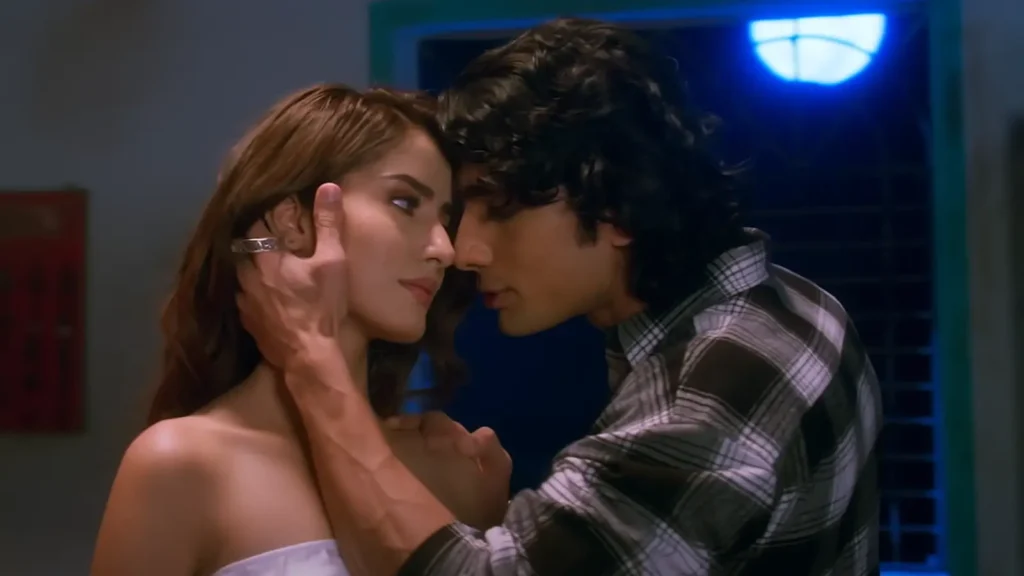 Andaaz 2: क्या अक्षय कुमार की अंदाज़ फिल्म को टक्कर दे पायेगी? अंदाज़ 2 2 Andaaz 2 Review 2025