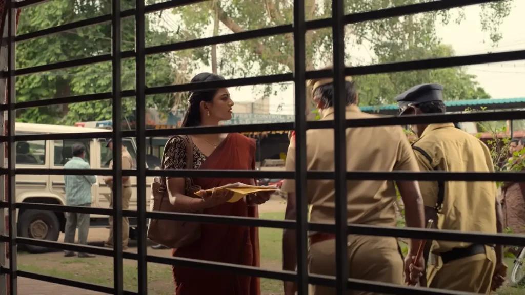 Arabia Kadali: पाकिस्तान में फंसे मछुआरे कैसे आएंगे अपने देश वापस, जानिए सच्ची घटना पर आधारित इस सीरीज के द्वारा 1 Arabia Kadali Review