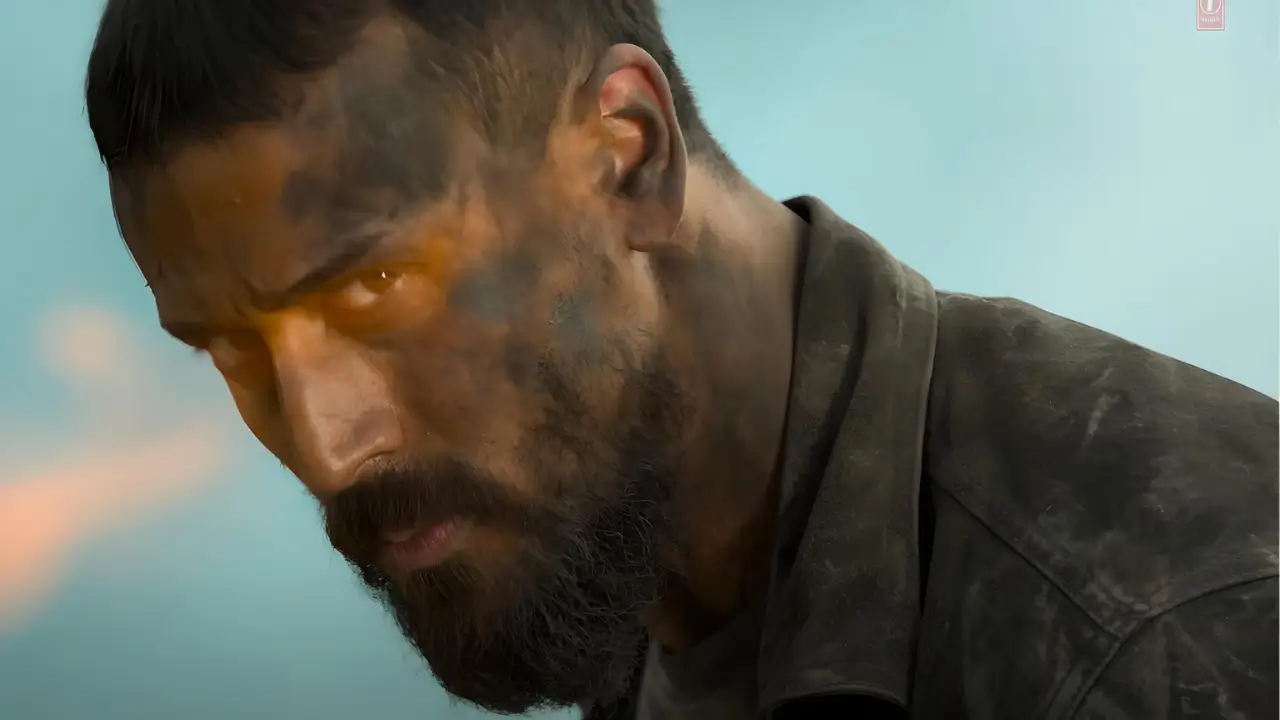 Baaghi 4 Harnaaz Sandhu's new song 'Yeh Mera Husn' released